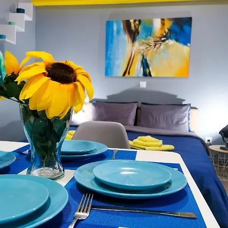 Apartment N&n's Luxurious #whitetower