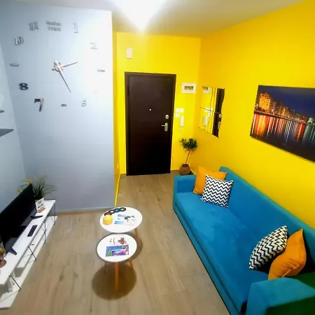 N&n's Luxurious #whitetower Apartment *