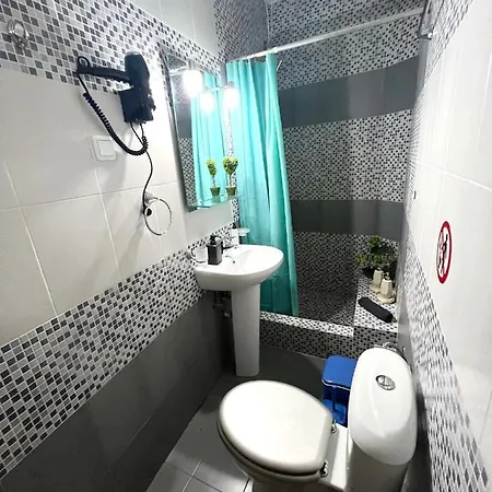 N&n's Luxurious #whitetower Apartment *